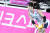 20일 인천 삼산체육관에서 열린 흥국생명과 경기에서 서브를 넣는 GS칼텍스 강소휘. 사진 한국배구연맹