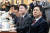 국민의힘 당권주자인 김기현(오른쪽)과 안철수 의원. 뉴스1