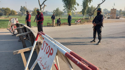 탈레반 연계 수감자 33명, 파키스탄서 인질극 벌이다 사살