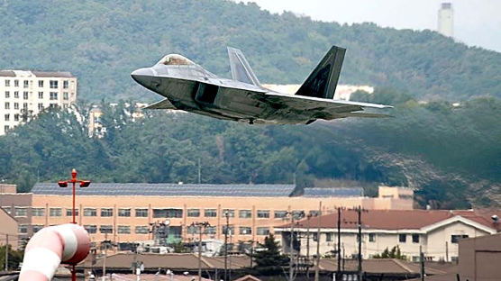 美F-22 기상악화로 복귀…22일 한미 연합공중훈련 취소