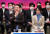윤석열 대통령과 김건희 여사가 22일 청와대 영빈관에서 열린 '미래 과학자와의 대화'에 참석하고 있다.연합뉴스