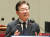 이재명 더불어민주당 대표가 지난 23일 서울 여의도 국회에서 열린 의원총회에서 모두 발언을 하고 있다. 뉴스1