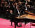  2021 페루초 부조니 국제 피아노 콩쿠르에서 연주하는 박재홍의 모습. 박재홍은 부조니 콩쿠르에서 4개의 특별상과 우승을 손에 넣었다. 2023년에는 우승 특전으로 받은 하이든 오케스트라와의 연주 투어가 예정돼 있다. / 사진:마스트 엔터테인먼트
