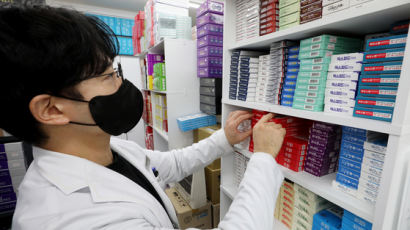 중국인 감기약 싹쓸이에…정부 "약국 판매 수량 제한한다" 