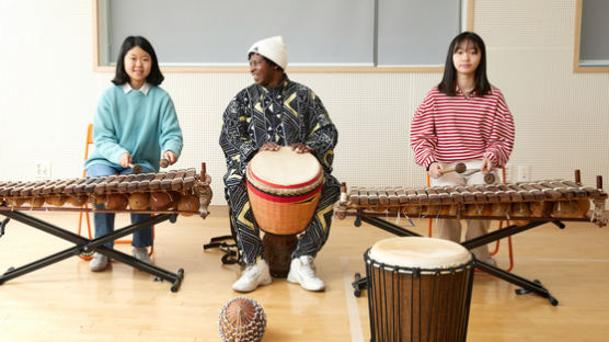 [소년중앙] 발라폰·젬배·둔둔 연주 손에 익자 낯선 서아프리카가 내 곁에