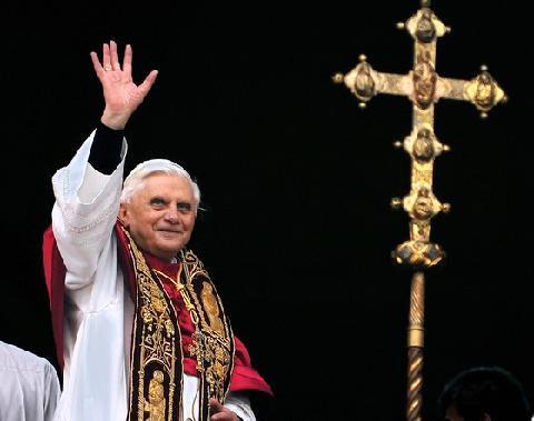 [삶과 추억] 스스로 교황 물러난 가톨릭 수호자