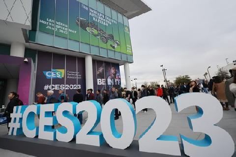 [CES 2023] [팩플] 플랫폼은 가라, 기술이다… 거대한 전환 넷