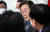 이재명 민주당 대표가 지난해 10월 18일 서울 여의도 국회 당대표 회의실에서 열린 납품단가연동제 촉구 중소기업인과의 간담회에서 발언을 하고 있다. 장진영 기자