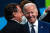 지난해 6월 10일 미국 로스앤젤레스에서 열린 미주 정상회의(the Summit of Americas) 기념 촬영장에서 조 바이든 미국 대통령과 자이르 보이소나루 당시 브라질 대통령이 환담을 나누고 있다. AFP=연합뉴스 