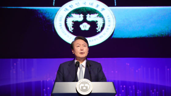 尹, 과학기술·정보통신인 신년회 참석…"도전과 혁신 뒷받침"