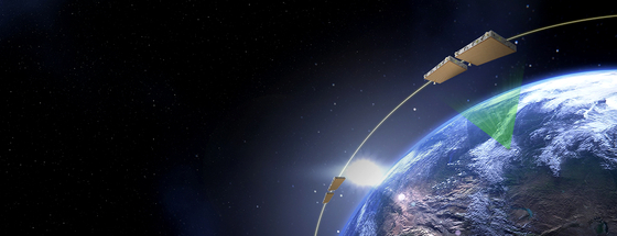 저궤도에서 지구를 돌며 관측을 하는 SAR 탑재 초소형 위성. 한화시스템