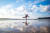 ‘거울의 바다’라 불리는 일본 후쿠오카현 후쿠츠시의 미야지하마 해변. 남미 볼리비아의 ‘우유니 사막’처럼 아름다운 반영 사진을 담을 수 있다.