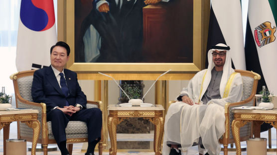 UAE 대통령 "한국의 약속 이행 기적 같아. 300억달러 투자하겠다"