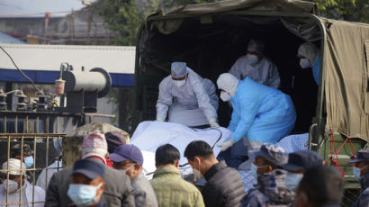 네팔 추락 여객기 탑승 한국 군인, '모범군민상' 수상자였다