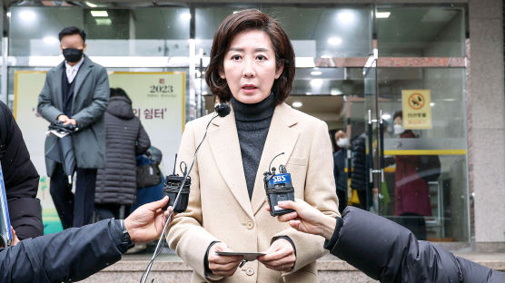 나경원, 대전시당 신년회 불참…'당권도전 변함없나' 질문에 침묵