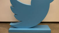 임대료 밀린 트위터, 파랑새 상징 조형물도 경매 내놨다