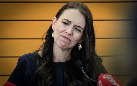 아던 뉴질랜드 총리 "사임하겠다"…악재 겹치고, 결혼 문제도