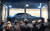 현대차그룹은 18일(현지시간) ‘한국의 밤’ 행사가 열린 스위스 다보스 아메론호텔에 부산세계박람회 로고가 적용된 투명 컨테이너를 설치하고 콘셉트카 ‘제네시스 엑스(Genesis X)’를 전시했다. 사진 현대차