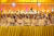 16일(현지시간) 인도 서부 구자라트주(州) 아마다바드에서 자이나교 승려들이 모여 종교 행사를 하고 있다. AFP