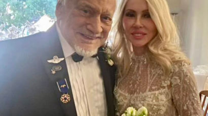 세계 두 번째로 달 밟은 그 남자, 93세 나이에 네 번째 결혼