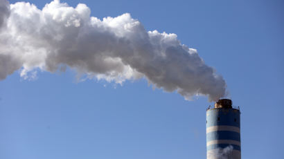 원전·신재생 늘리는 '전기본'…입법처 "탈석탄 일자리 피해 걱정" 