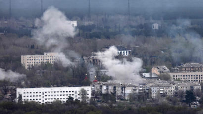 우크라이나 돈바스에서 대규모 전투 시작…'전쟁 2단계' 돌입