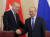  블라드미르 푸틴 러시아 대통령(오른쪽)과 레제프 타이이프 에르도안 터키 대통령이 2019년 10월 22일(현지시간) 러시아 소치에서 열린 회담에서 악수하고 있다. 로이터=연합뉴스