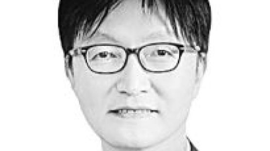 [시론] ‘퍼펙트 스톰’에 갇힌 한국경제