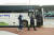 인천생산기지 버스 투어를 하러 가는 소중 학생기자단. 인천생산기지는 국가보안시설이라 허가를 받아야 둘러볼 수 있으며 사진 촬영은 불가하다.