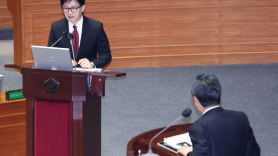 한동훈 “김건희 특검, 야당대표 수사에 맞불 놓기는 잘못”