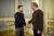 볼로디미르 젤렌스키 우크라이나 대통령이 7일 우크라이나 키이우를 방문한 독일 국방장관과 만나고 있다. 연합뉴스