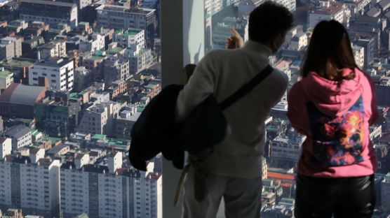 ‘서울 엑소더스', 아파트값 급등했던 2021년이 제일 심했다