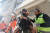 9일 오전(현지시간) 튀르키예 하타이 안타키아 일대에서 한국긴급구호대(KDRT) 대원들이 지진으로 무너진 건물 속에 갇혀 있던 시민들을 구조하고 있다. 연합뉴스