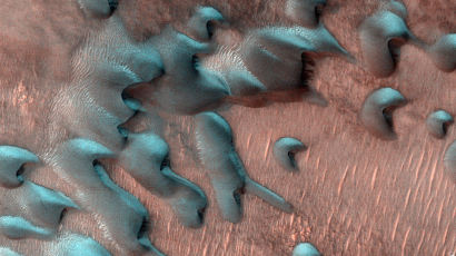 그곳엔 두 개의 눈이 내린다…화성의 겨울, 동화 같은 풍경