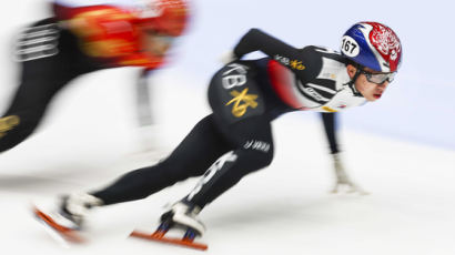 쇼트트랙 박지원, 월드컵 1500m 제패…탐내던 '이 트로피' 받는다 