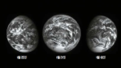 [사진] ‘달 같은 지구’ 다누리가 찍은 한 달간 모습