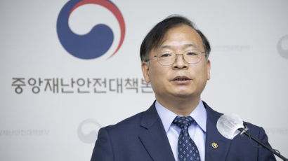 건보 이사장 “올 4500억 적자 전망, 정부 지원 없으면 보험료 대폭 올려야”