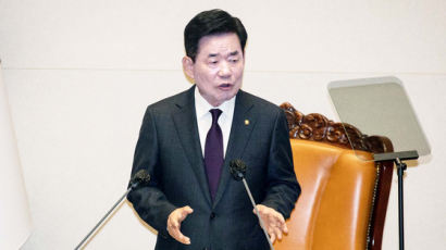 김진표 자문위 ‘의원수 50명 확대’ 제안…與는 ‘30명 축소’ 검토