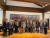 정의선 현대차그룹 회장(오른쪽 여덟째)과 조태용 주미 한국대사(오른쪽 여섯째)가 각국 대사들과 함께 기념촬영을 하고 있다. 사진 현대차그룹