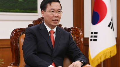 베트남 권력 서열 2위 국가주석에 트엉 당상임 서기 선출