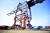 미국 항구에서 조업하는 중국산 컨테이너 크레인이 스파이 도구로 활용될 가능성이 제기됐다. 사진 ZPMC 홈페이지 캡처 