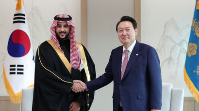 尹대통령, 사우디 국방장관 만나 “방산 협력 적극 추진”