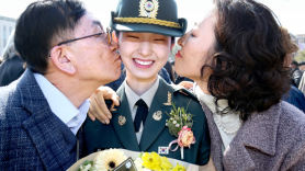 [사진] 우리 딸 최고 … 국군간호사관학교 졸업·임관식