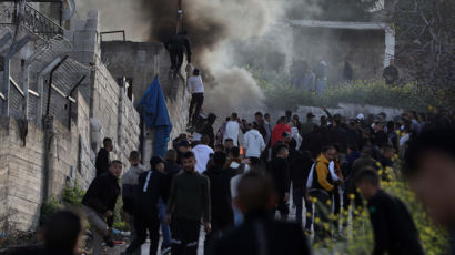 이스라엘-팔레스타인 또 충돌, 로켓포도 등장‘…최소 6명 사망