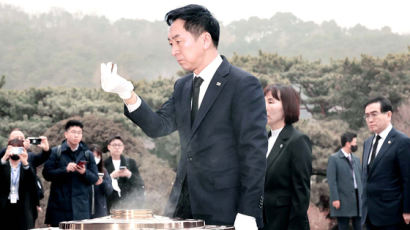 김기현 첫 일정은 현충원 참배…"오직 민생, 잘사는 나라 만들 것"