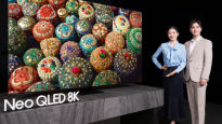삼성전자, OLED TV 10년 만에 국내 출시…LG와 정면승부