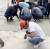 경기도 양주에서는 건설노조 조합원들이 레미콘 차량 진입을 방해하려고 출입구 앞 도로에 동전 수백 개를 뿌렸다. [사진 경찰청]