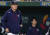 이강철 감독이 10일 일본 도쿄돔에서 열린 2023 WBC 일본전에서 굳은 표정으로 경기를 지켜보고 있다. 연합뉴스 