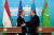 토니 블링컨 미국 국무장관(왼쪽)과 무크타르 틸루베르디 카자흐스탄 외무장관이 지난달 28일 카자흐스탄 아스타나에서 만났다. AP=연합뉴스