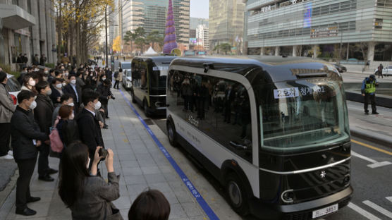 현대차 '킹산직'에 이어 이번엔 IT…대규모 경력채용 나선다